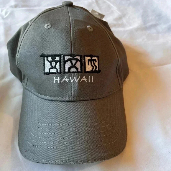 Lot of Three Baseball Hats - Picture 3 of 5